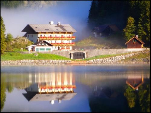 Фотография гостевого дома Gasthof Gosausee