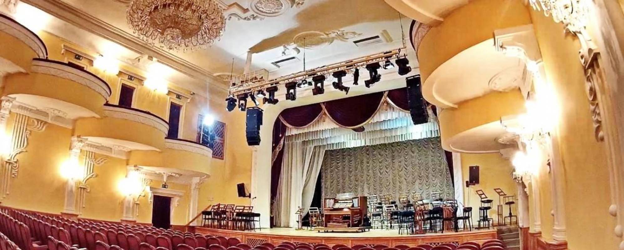 Фотографии концертного зала Большой зал Хабаровской краевой филармонии