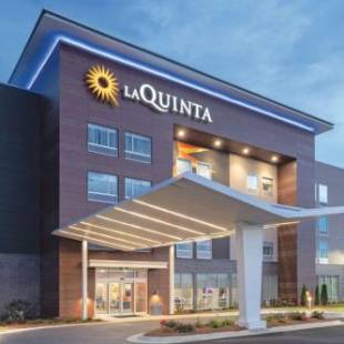 Фотографии гостиницы 
            La Quinta by Wyndham Opelika Auburn