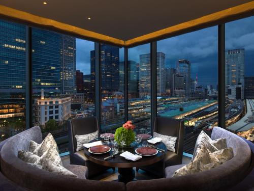 Фотография гостиницы Four Seasons Hotel Tokyo at Marunouchi