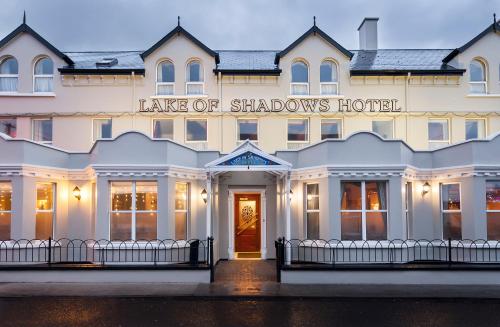 Фотографии гостиницы 
            Lake of Shadows Hotel