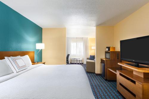 Фотография гостиницы Fairfield Inn & Suites Saginaw