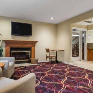 Фотографии гостиницы 
            Hawthorn Suites Dayton South