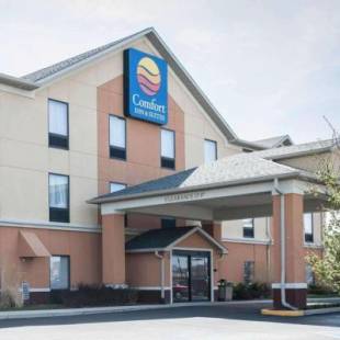 Фотографии гостиницы 
            Comfort Inn & Suites Muncie