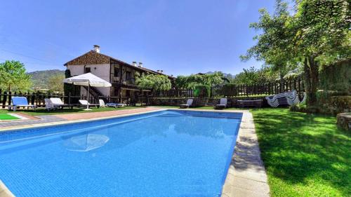 Фотография гостевого дома Apartamentos Rurales El Canchal de la Gallina con Piscina de Agua Caliente desde 9 Abril - Jacuzzi - Parking gratuito