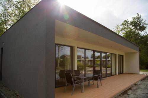 Фотография гостевого дома RCN Vakantiepark de Schotsman Bungalow de Boei