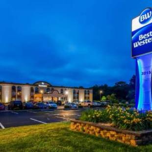 Фотографии гостиницы 
            Best Western Hazlet Inn