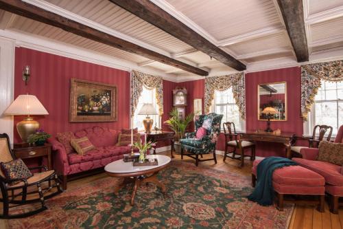 Фотография мини отеля The INN at Ormsby Hill