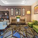 Фотография гостиницы Holiday Inn Express Houston-Alvin, an IHG Hotel