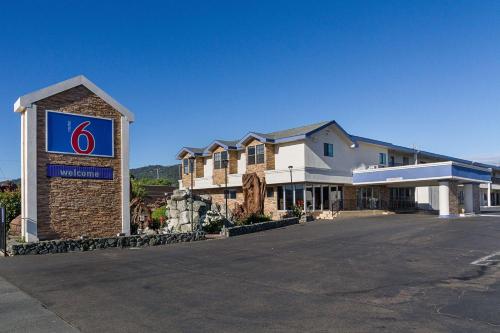 Фотография гостиницы Motel 6-Ukiah, CA - North