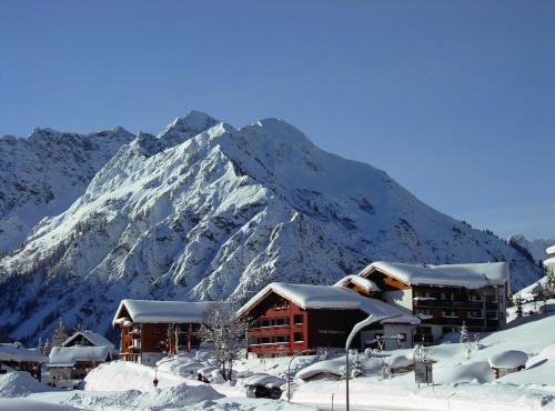 Фотографии гостиницы 
            IFA Alpenrose Hotel Kleinwalsertal