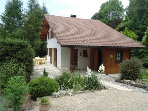 Фотография гостевого дома Gîte Anould, 4 pièces, 6 personnes - FR-1-589-2