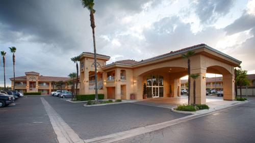 Фотография мотеля Best Western Inn & Suites Lemoore