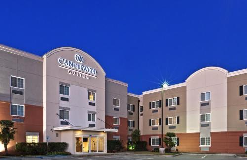 Фотографии гостиницы 
            Candlewood Suites Pearland, an IHG Hotel