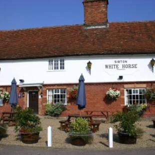 Фотографии мини отеля 
            Sibton White Horse Inn