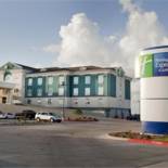 Фотография гостиницы Holiday Inn Express Port Lavaca, an IHG Hotel