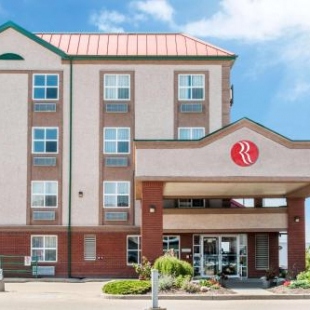 Фотография гостиницы Ramada by Wyndham Sherwood Park