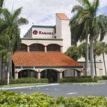 Фотография гостиницы Ramada by Wyndham West Palm Beach Airport