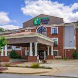 Фотография гостиницы Holiday Inn Express & Suites - South Bend - Notre Dame Univ.