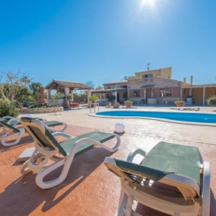 Фотография гостевого дома Holiday Home Cas Pec