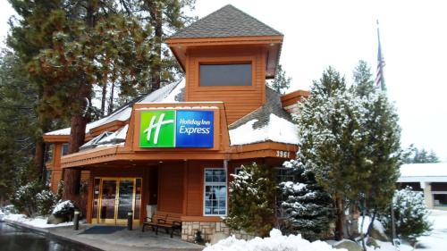 Фотография гостиницы Holiday Inn Express South Lake Tahoe, an IHG Hotel