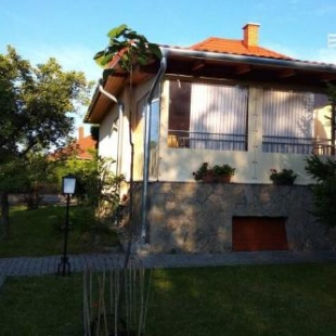 Фотография гостевого дома Balaton nyaraló - Family friendly holiday home few minutes walk from the beach