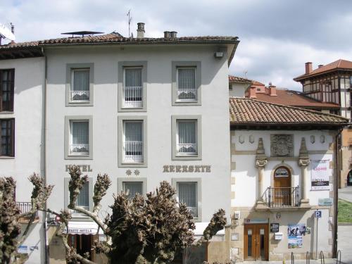 Фотография гостиницы Hotel Arrasate