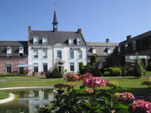 Фотография гостиницы Logis Hostellerie Saint Louis