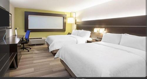 Фотографии гостиницы 
            Holiday Inn Express & Suites - Port Elgin