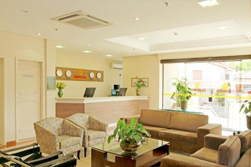 Фотография мини отеля Travel Inn Saint Charles