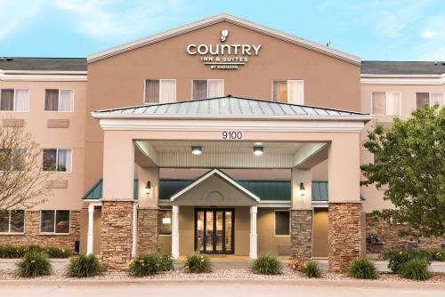 Фотографии гостиницы 
            Country Inn & Suites by Radisson, Cedar Rapids Airport, IA