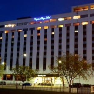 Фотография гостиницы Capital Plaza Hotel