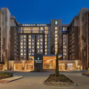 Фотографии гостиницы 
            Embassy Suites By Hilton Denton Convention Center