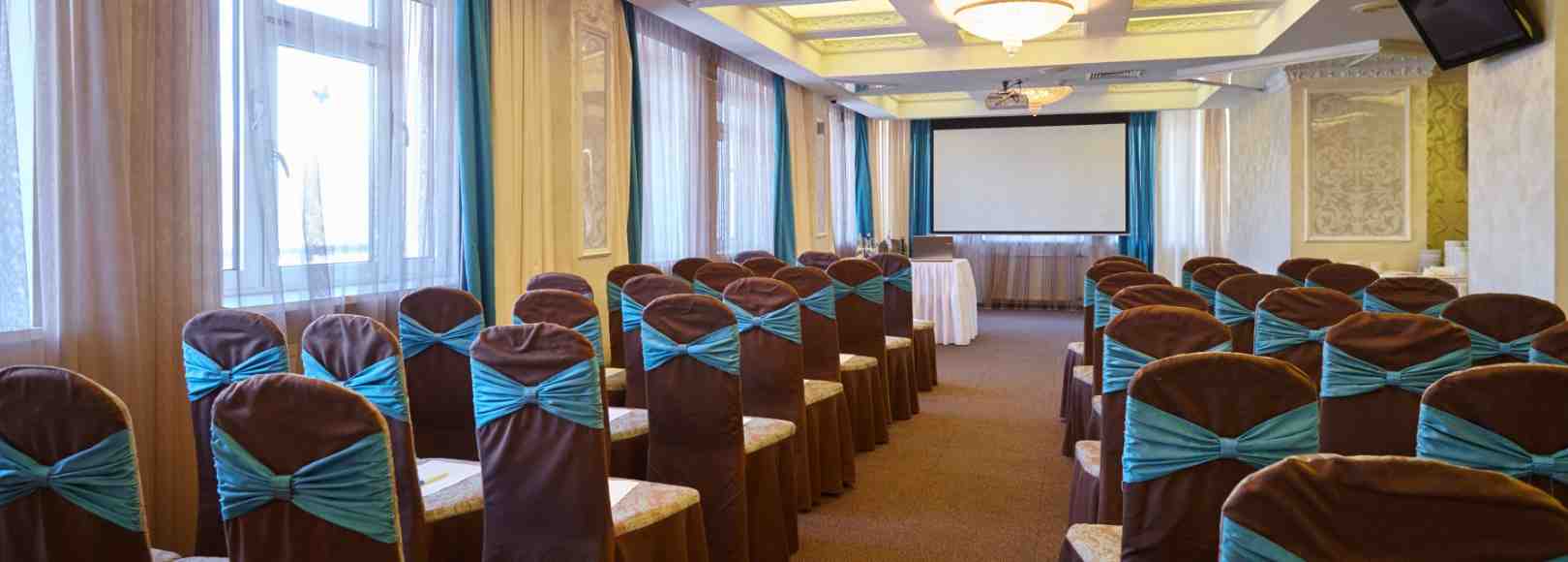 Фотография конференц-зала Бурлак