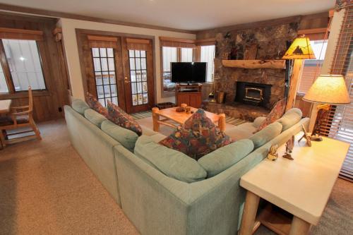 Фотография гостевого дома Mountainback #48, Corner Unit