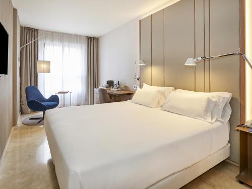 Фотография гостиницы NH Logroño Herencia Rioja