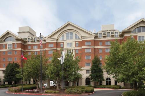 Фотография гостиницы DoubleTree by Hilton Atlanta/Roswell - Alpharetta Area