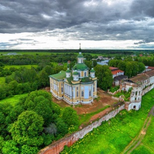 Фотография достопримечательности Спасо-Суморин монастырь