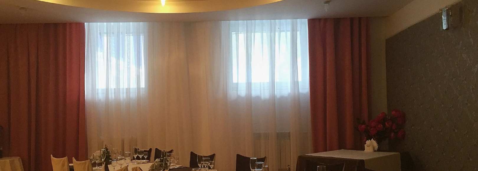 Фотография банкетного зала Волга