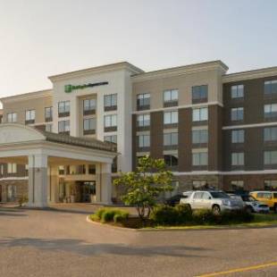 Фотографии гостиницы 
            Holiday Inn Express Hotel & Suites North Bay, an IHG Hotel