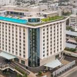 Фотография гостиницы Novotel Vijayawada Varun