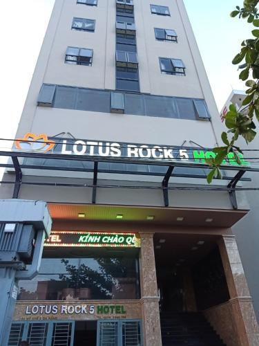 Фотографии гостиницы 
            Lotus Rock 05 Hotel