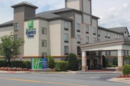 Фотография гостиницы Holiday Inn Express Hotel & Suites Charlotte-Concord I-85, an IHG Hotel