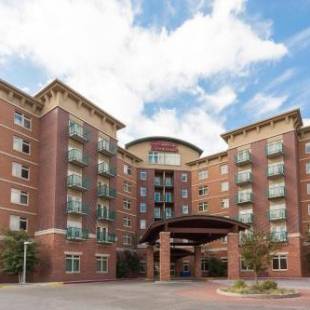 Фотографии гостиницы 
            Drury Inn & Suites Flagstaff