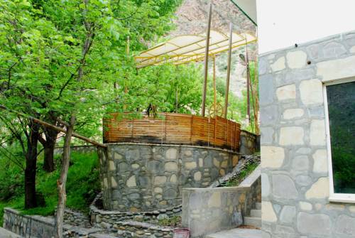 Фотография базы отдыха Park-Hotel Khoren's Lake