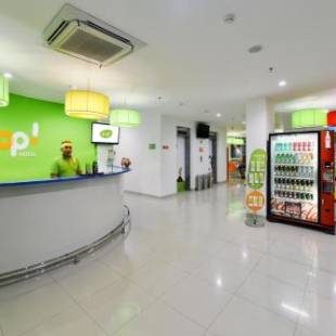 Фотографии гостиницы 
            POP! Hotel Malioboro - Yogyakarta