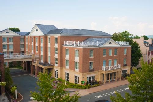 Фотография гостиницы Courtyard by Marriott Charlottesville - University Medical Center