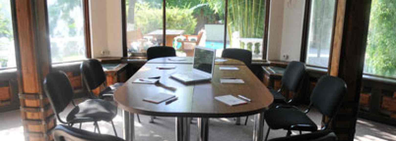 Фотография комнаты для переговоров К&Т