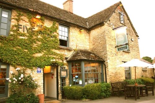 Фотография гостиницы Five Alls