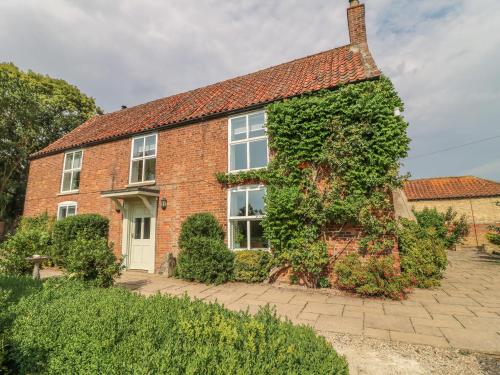 Фотография гостевого дома Hall Farm